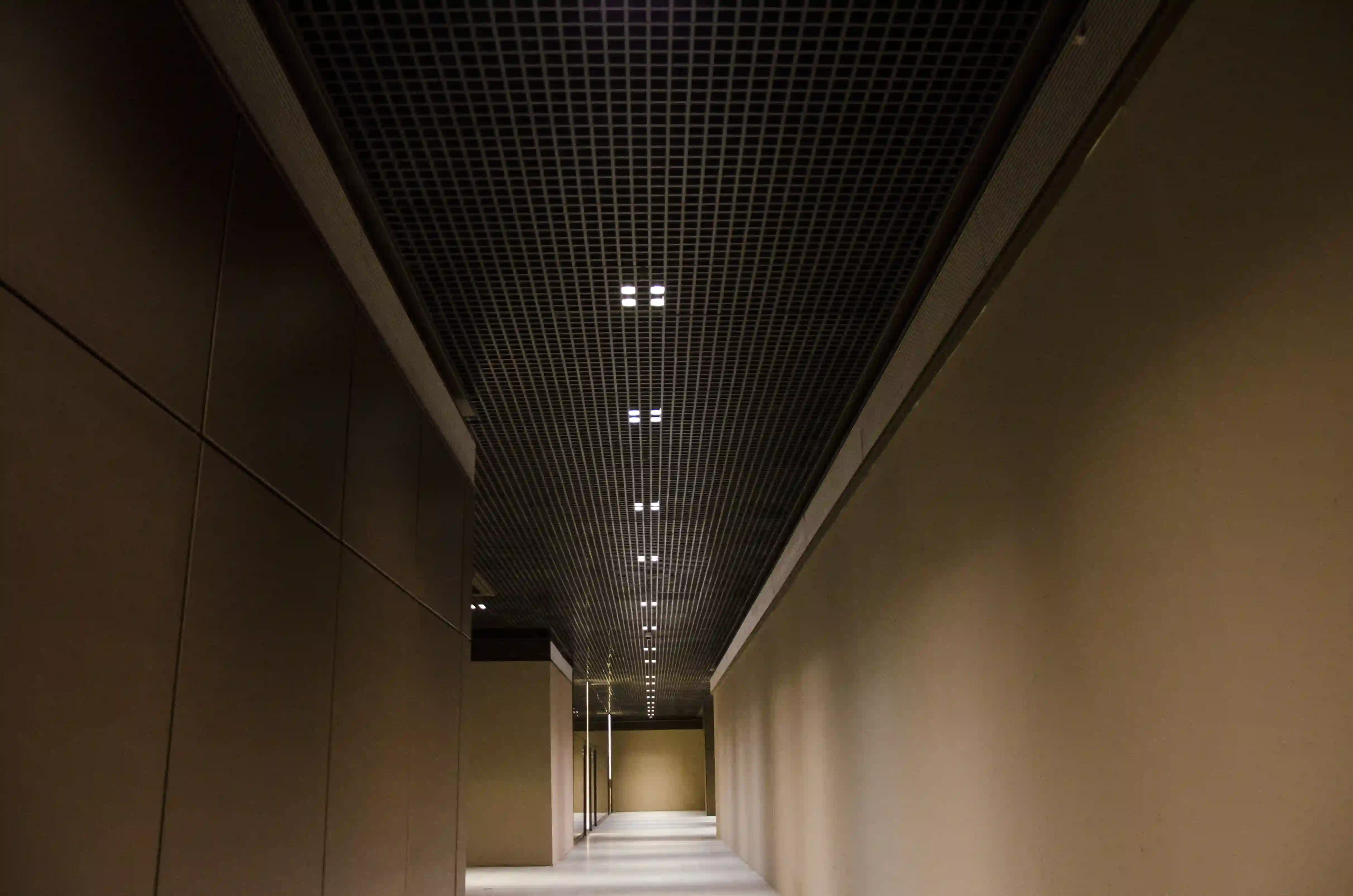 T15-tasiyicili-petek-asma-tavan