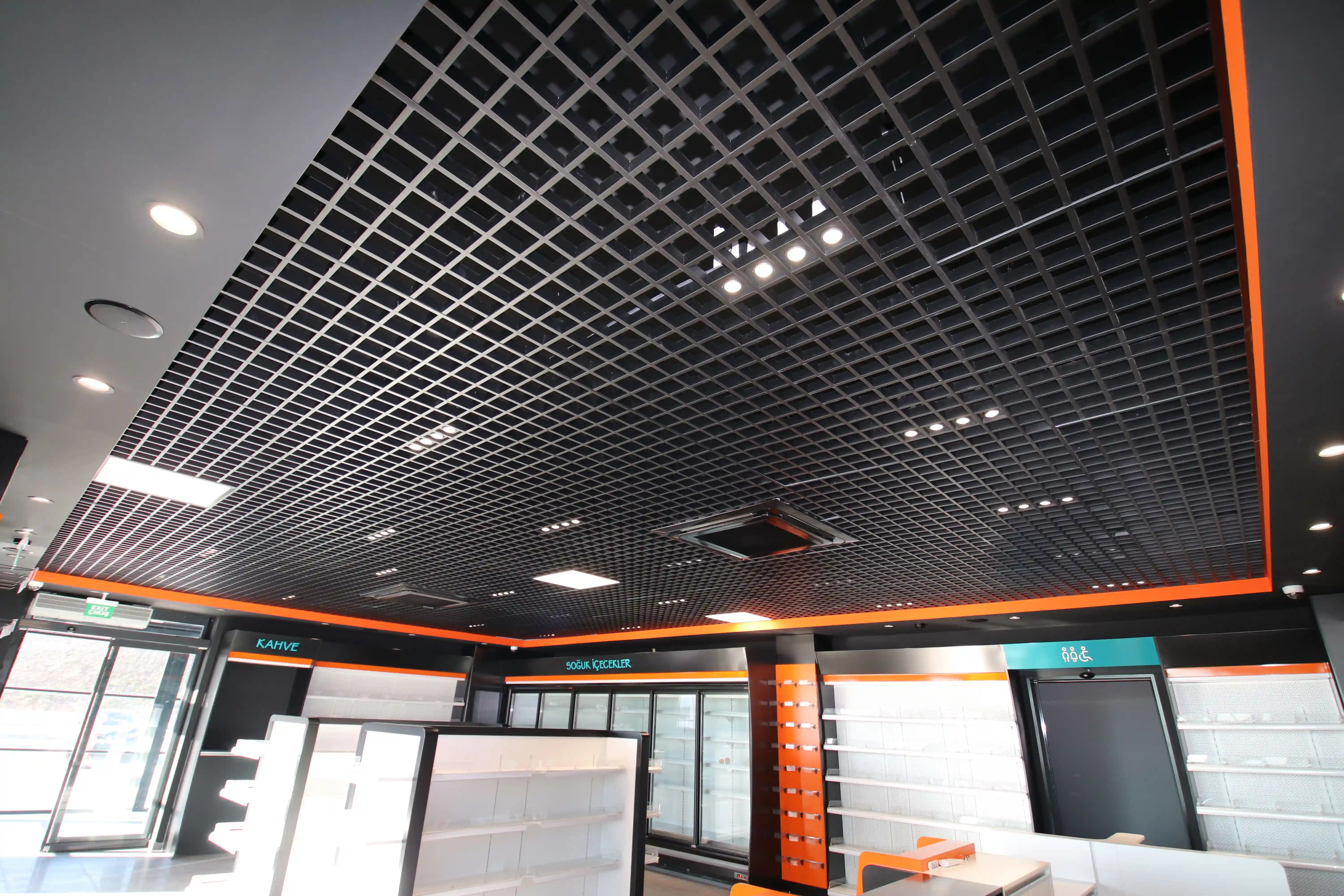 T10-kendinden-tasiyicili-petek-asma-tavan