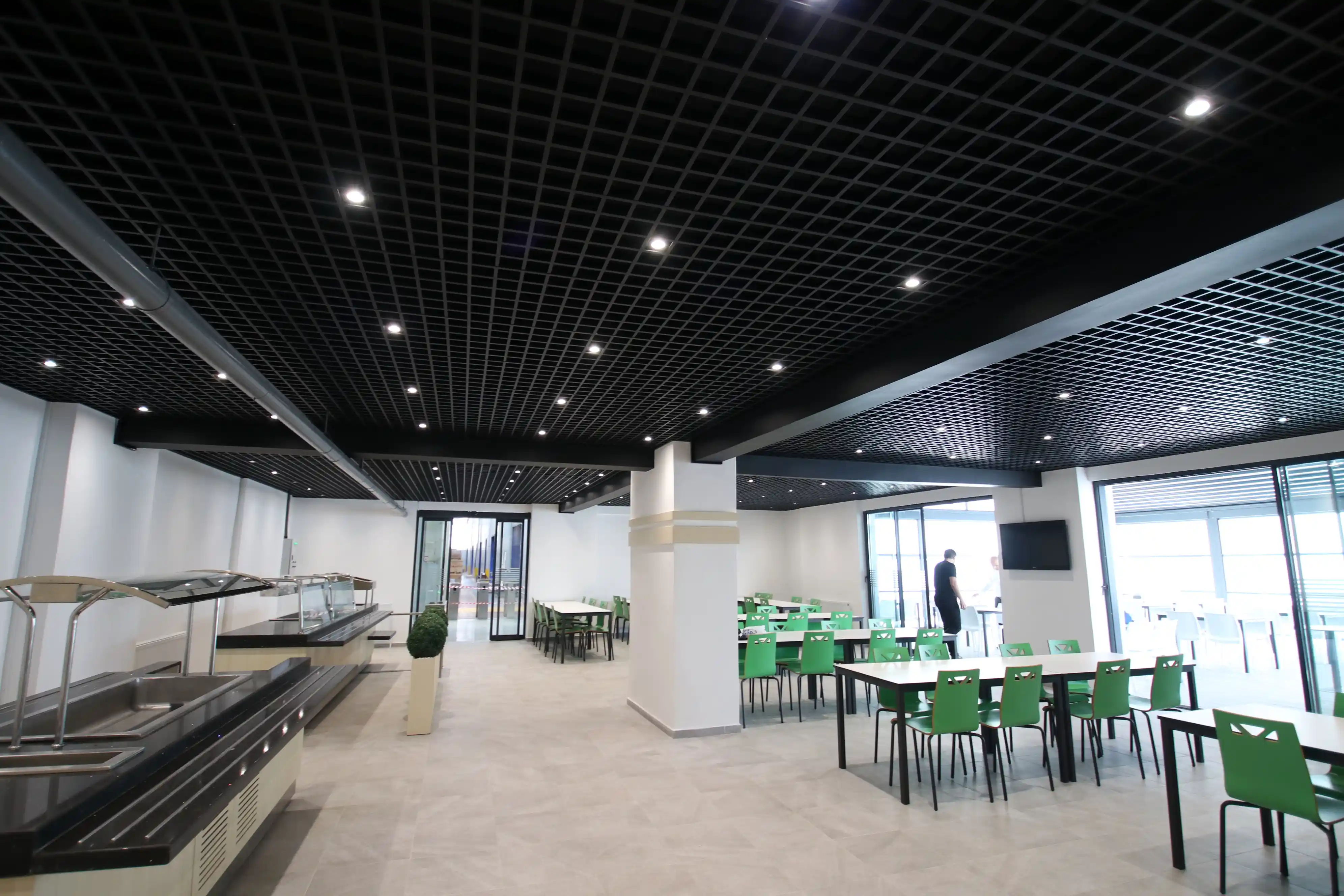 T10-kendinden-tasiyicili-petek-asma-tavan